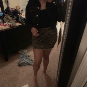 Meet your Posher, Jewele